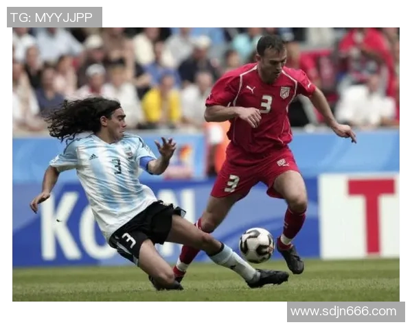 复古足球传奇：那些年我们一起追过的球星与精彩瞬间